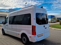 MERCEDES-BENZ Lagerfahrzeug Bürgerbus Niederflur 9 Sitze