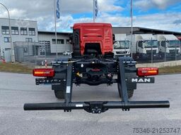MAN TGM 18.250 4x4 BB/Fahrgestell/3-Sitze/Neu