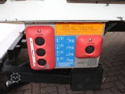 MAN TGL 8.220 + EURO 6 + LIFT