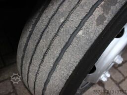 MAN TGL 8.220 + EURO 6 + LIFT