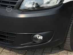 VW Caddy Maxi 1.6 Tdi 5 Sitze Rollstuhlrampe Klima