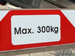 VW Caddy Maxi 1.6 Tdi 5 Sitze Rollstuhlrampe Klima