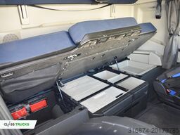 VOLVO FH 500 Globetrotter XL Side Skirts