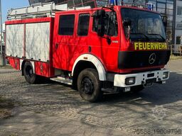 Mercedes-Benz 1222