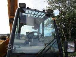 JCB 530-70 mit Palettengabel + Schaufel