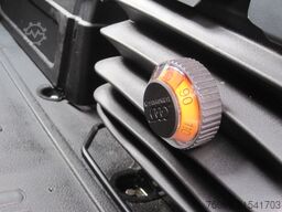 Opel Movano 2,3 D L2H2 Schwingsitz 270° Türen