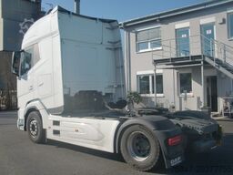 DAF XG+ 530 FT Intarder PCC 2x Tank Relax