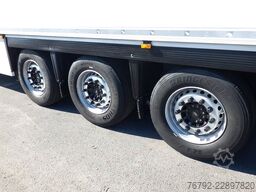 SCHMITZ CARGOBULL SKO 24/L V7 Multitemp/Doppelst./Trennwand/Liftac