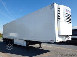 SCHMITZ CARGOBULL SKO 24/L V7 Multitemp/Doppelst./Trennwand/Liftac