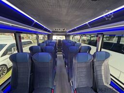 MERCEDES-BENZ Sprinter 519 29+1+1 Klima Standheizung  El. Tür