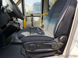 MERCEDES-BENZ Sprinter 15+27 Linienbus Niederflur Rollstuhl
