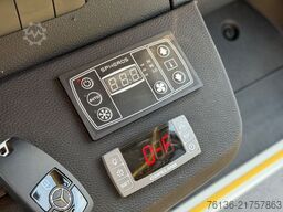 MERCEDES-BENZ Sprinter 15+27 Linienbus Niederflur Rollstuhl