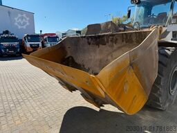 LIEBHERR L566 Radlader 27 Ton *11.350 h