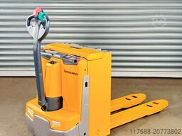 Jungheinrich EJE C20 - Service Neu - nur 2357 Std. - 750 mm Hub