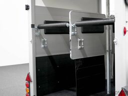 Ifor Williams IFOR WILLIAMS HBX 506 | SILBER +FRONTAUSTIEG RECHTS +POLSTER +3.BREMSLEUCHTE