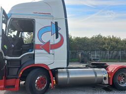 IVECO AS440S46T/P 2LNG