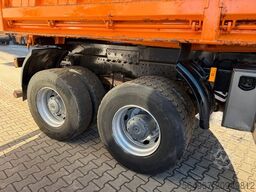 MERCEDES-BENZ 4143 Actros MP1 3-Seiten-Kipper Bordmatic 8x6