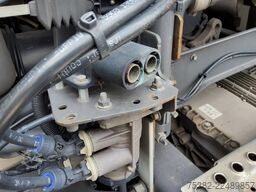 Renault T T 520 HIGH SLEEPER 4x2 EURO 6 - 33-BPH-4