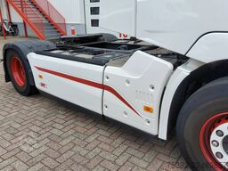 Renault T T 520 HIGH SLEEPER 4x2 EURO 6 - 33-BPH-4