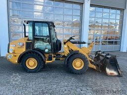 CAT 906M / 2020 / nur 480h / Gabel / Schaufel