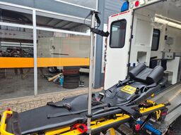 Mercedes-Benz Sprinter 419 CDI/ 3.0 V6/ Complete Ambulance wi...