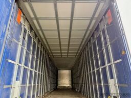 Schmitz Cargobull Mega / 3 x Achsen