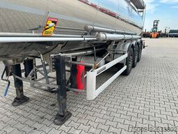 Magyar FOOD / 31.000L / 3-COMP / EMPTY WEIGHT: 7.160KG...