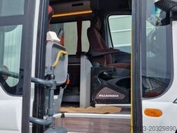 MERCEDES-BENZ 2 x 517 Lord Comfort XXL Lagerfahrzeug 23 SS