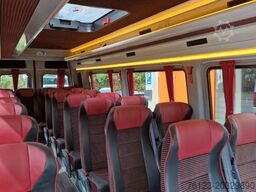 MERCEDES-BENZ 2 x 517 Lord Comfort XXL Lagerfahrzeug 23 SS