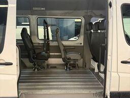 VOLKSWAGEN Crafter 6 Sitze AMF BRUNS ROLLSTUHL KLIMA PDC