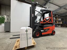 Linde E25 + Ladegerät NEU 80100--EK