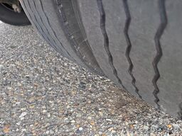 Meert Semi Curtainside / SAF / Double Tires