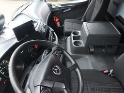 Mercedes-Benz Atego 1218 Bakwagen + Laadklep DHollandia 1500kg