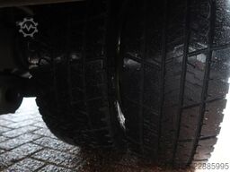 Mercedes-Benz Atego 1218 Bakwagen + Laadklep DHollandia 1500kg