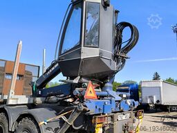 KRAZ 255 V1A