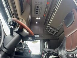 DAF XF 530 SSC, Euro 6, Mega / Lifting 5th wheel / ...