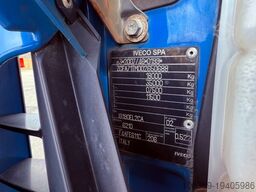 IVECO EuroCargo 180 E28 4x2 Thermo King T-1000R