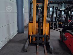 Equippo Deutschland GmbH Equippo Deutschland GmbH Equippo Deutschland GmbH