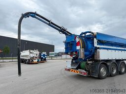SCANIA R520 V8 8x4*4 Hvidtved Larsen RECycler 414