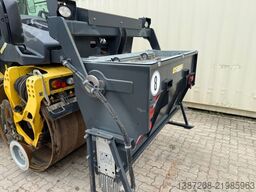 BOMAG BW174AP-4i AM / 2015 BJ / Streuer