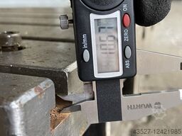 UNBEKANNT Maschinentisch 1000x475x145mm