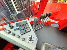 Combilift C8000 GAS TRIPLEX 8300 WIDE POSITIONER