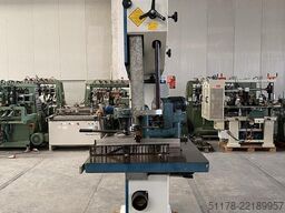 Cosma 900