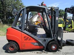 Linde H25D-02 - Triplex-Freihub 4,7m + Seitenschieber