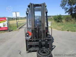 Linde H25D-02 - Triplex-Freihub 4,7m + Seitenschieber