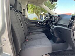 MERCEDES-BENZ Vito 119 Tourer PRO 4x4 XL STANDHZ AHK PDC KAM