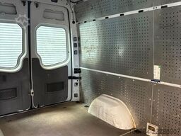 MERCEDES-BENZ Sprinter 316 Kasten L2H2 AC STHZ TEMPO AHK 3,5T