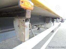 Vogelzang V0-STG 1 Axle + Dhollandia Lift + Carrier Vecto...