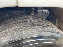 DAF XF 95.530 EURO 4 for Africa. Royal truck!