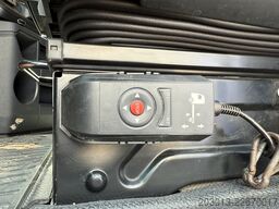 MERCEDES-BENZ 1851 4x2 BL Fahrgestell *Nebenantrieb